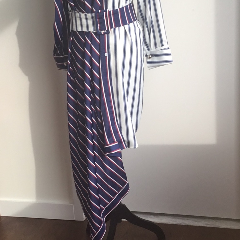 Dress - Picture 3 of 6